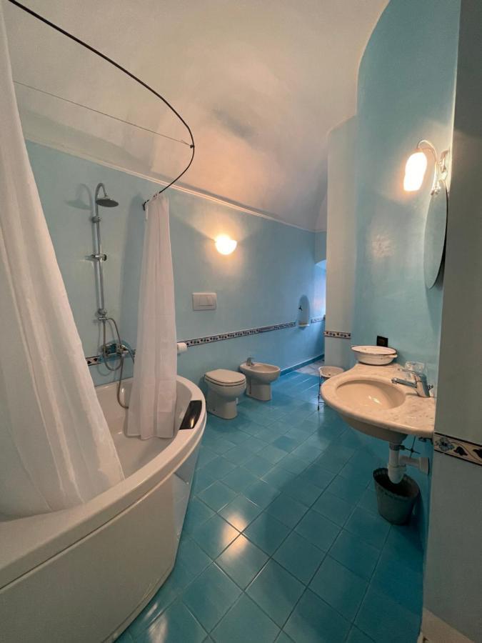 Bed & Breakfast Scia Dina 토이라노 외부 사진